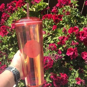 ✨✨Sold!!!Starbucks Iridescent Rose Gold Tumbler✨✨